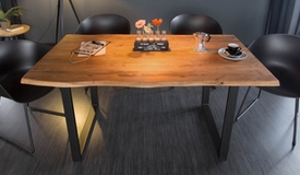 Grande table de repas industrielle en bois de chêne Arvid - GdeGdesign
